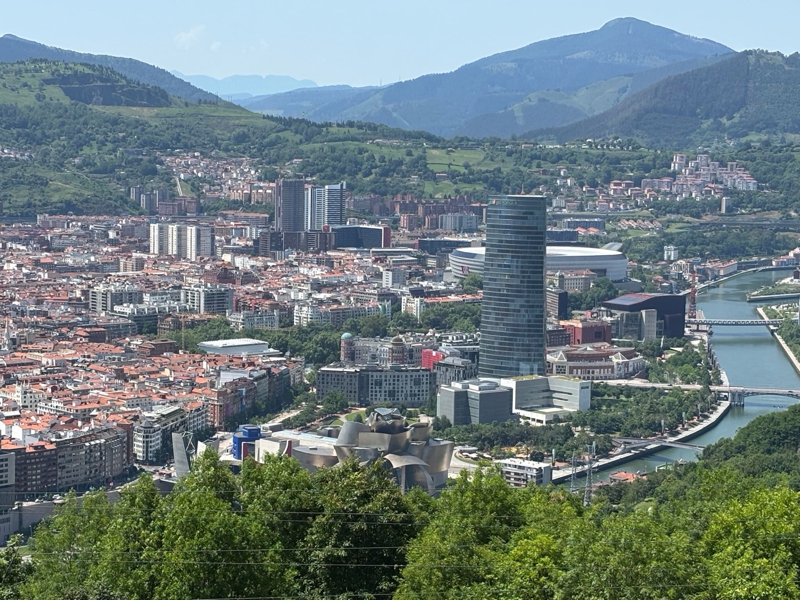 Panorama over Bilbao vanaf Artxanda